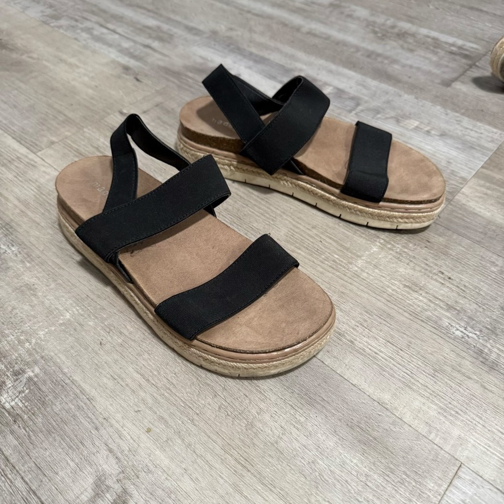 Madden Girl Black Elastic Strap Platform Sandals with Tan Footbed